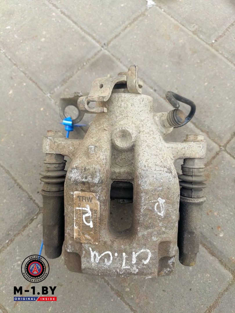 суппорт задний правый Citroen C4 1 поколение (2004 - 2008), 9675220680