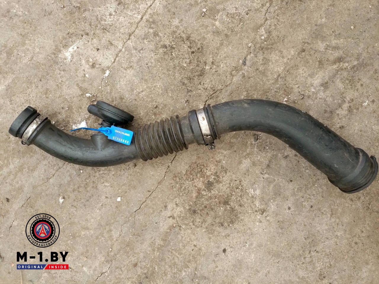 патрубок интеркулера Renault Megane 2 поколение (2002 - 2006), 1.5 л., дизель, 8200218987