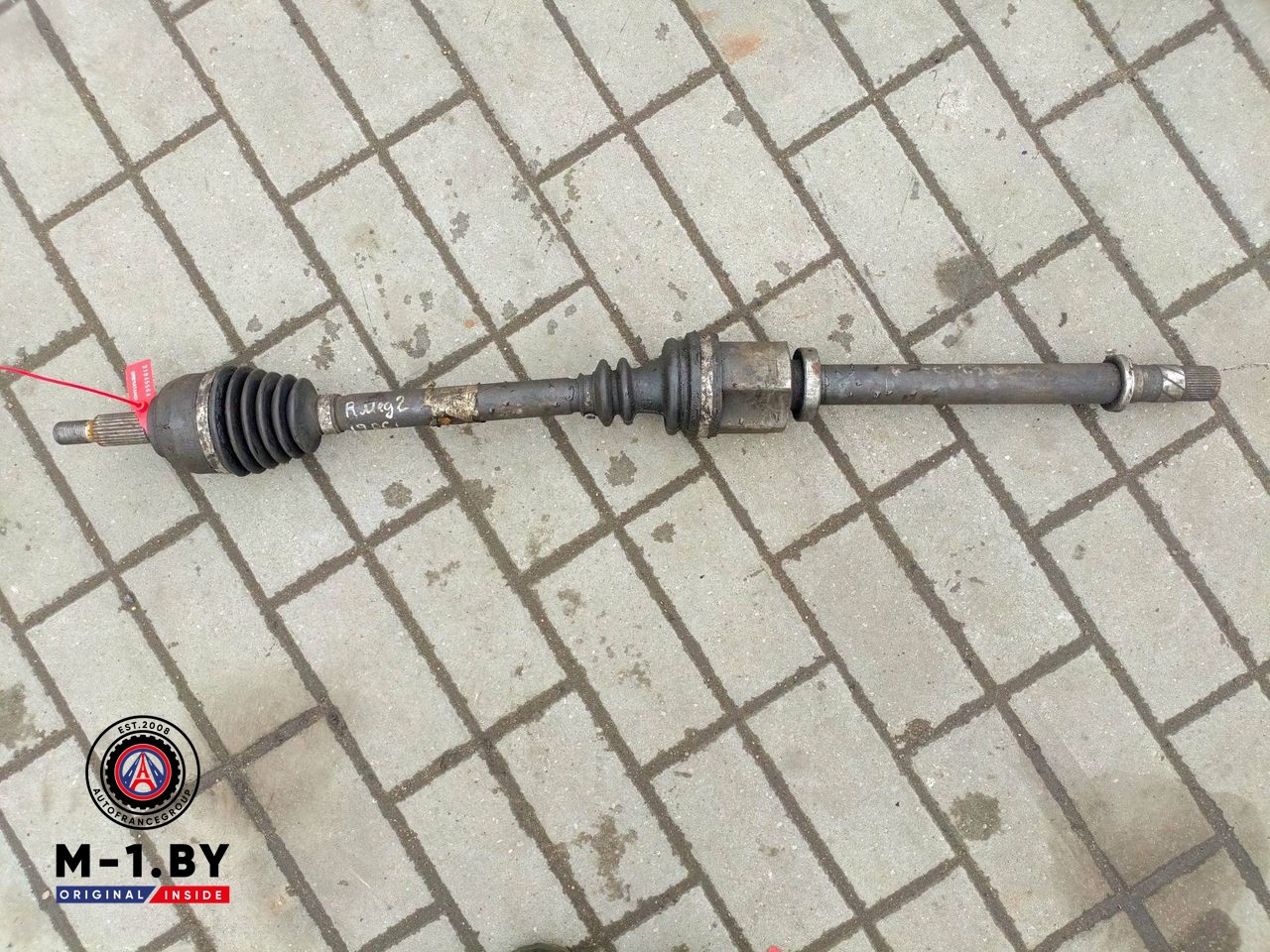 полуось передняя правая (приводной вал, ШРУС) Renault Megane 2 поколение (2002 - 2006), 1.9 л., дизель