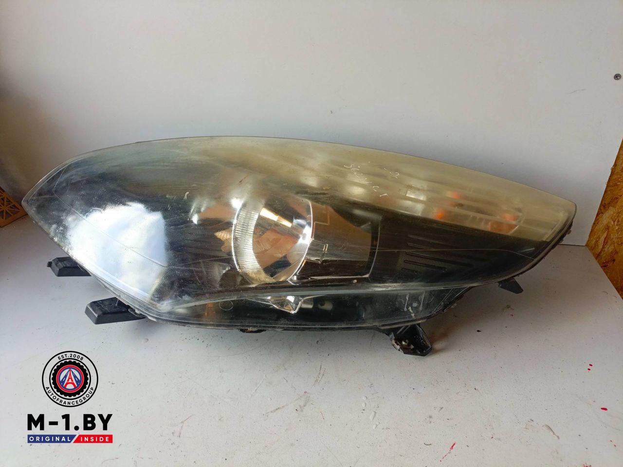 фара левая Renault Scenic 3 поколение (2009 - 2012), 260608682, 89903290
