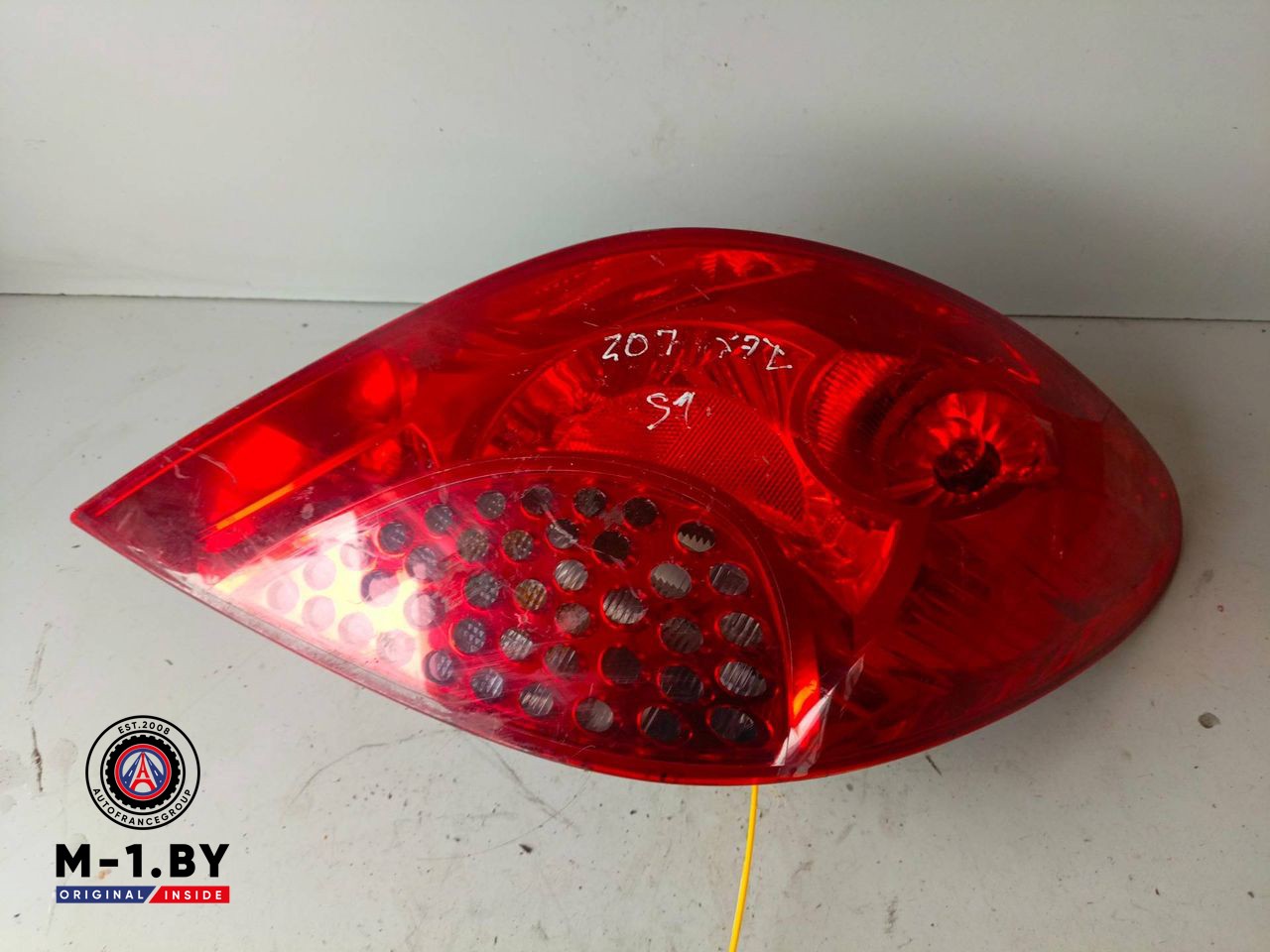 фонарь задний правый Peugeot 207 1 поколение (2006 - 2009), 9649986580