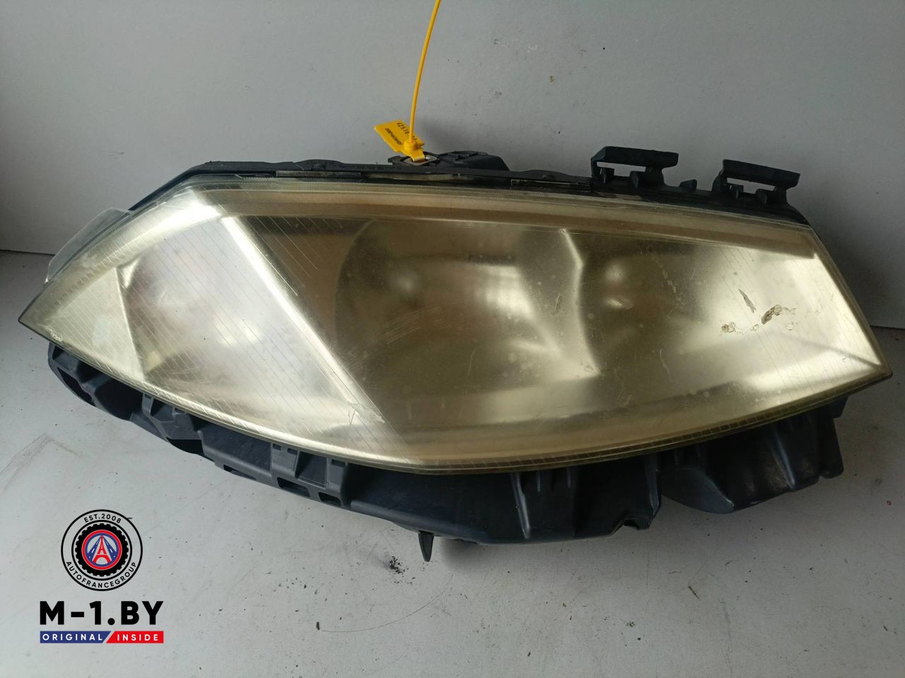 фара правая Renault Megane 2 поколение (2002 - 2006), 820073221