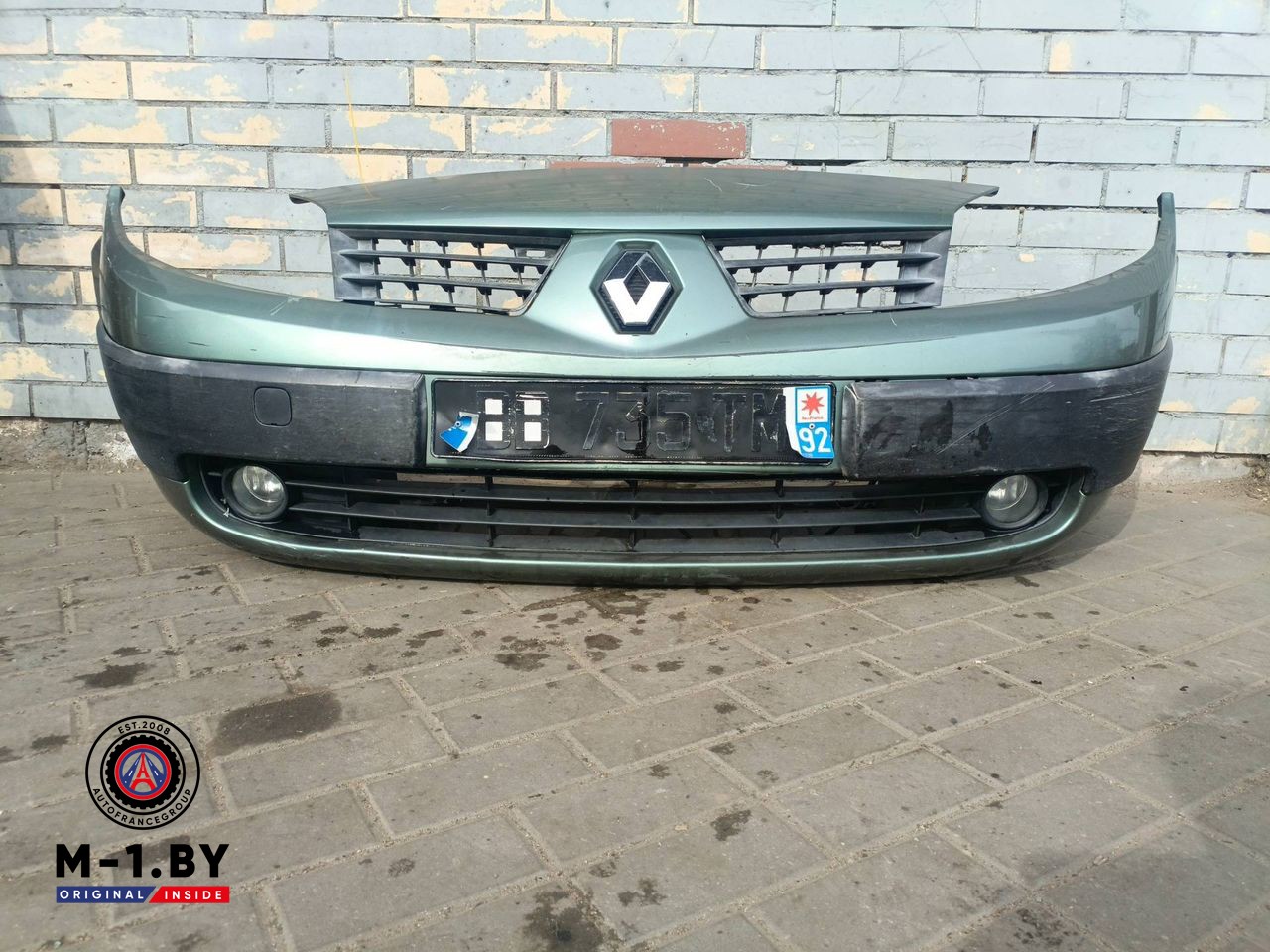 бампер передний Renault Scenic 2 поколение (2003 - 2006)
