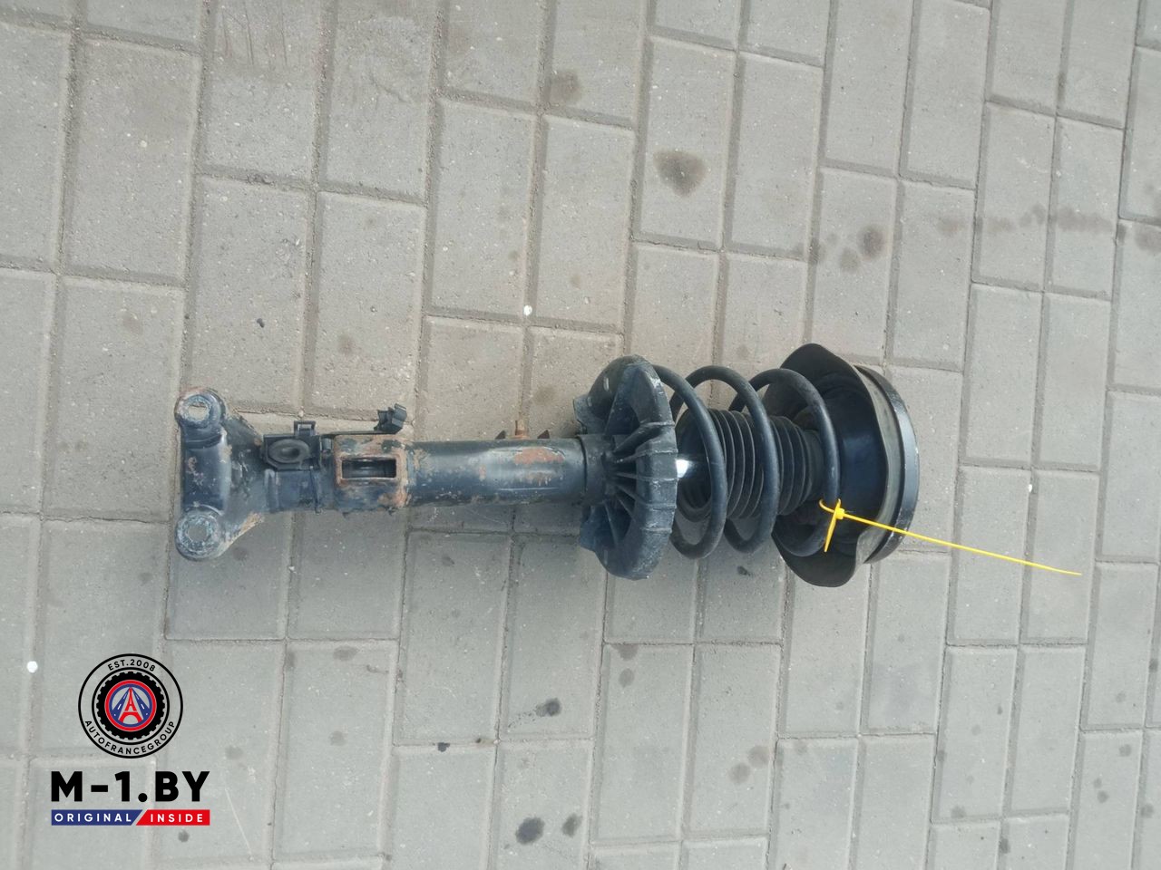 стойка передняя левая Mercedes-Benz C-Класс W203/S203/CL203 (2000 - 2004), 2.2 л., дизель