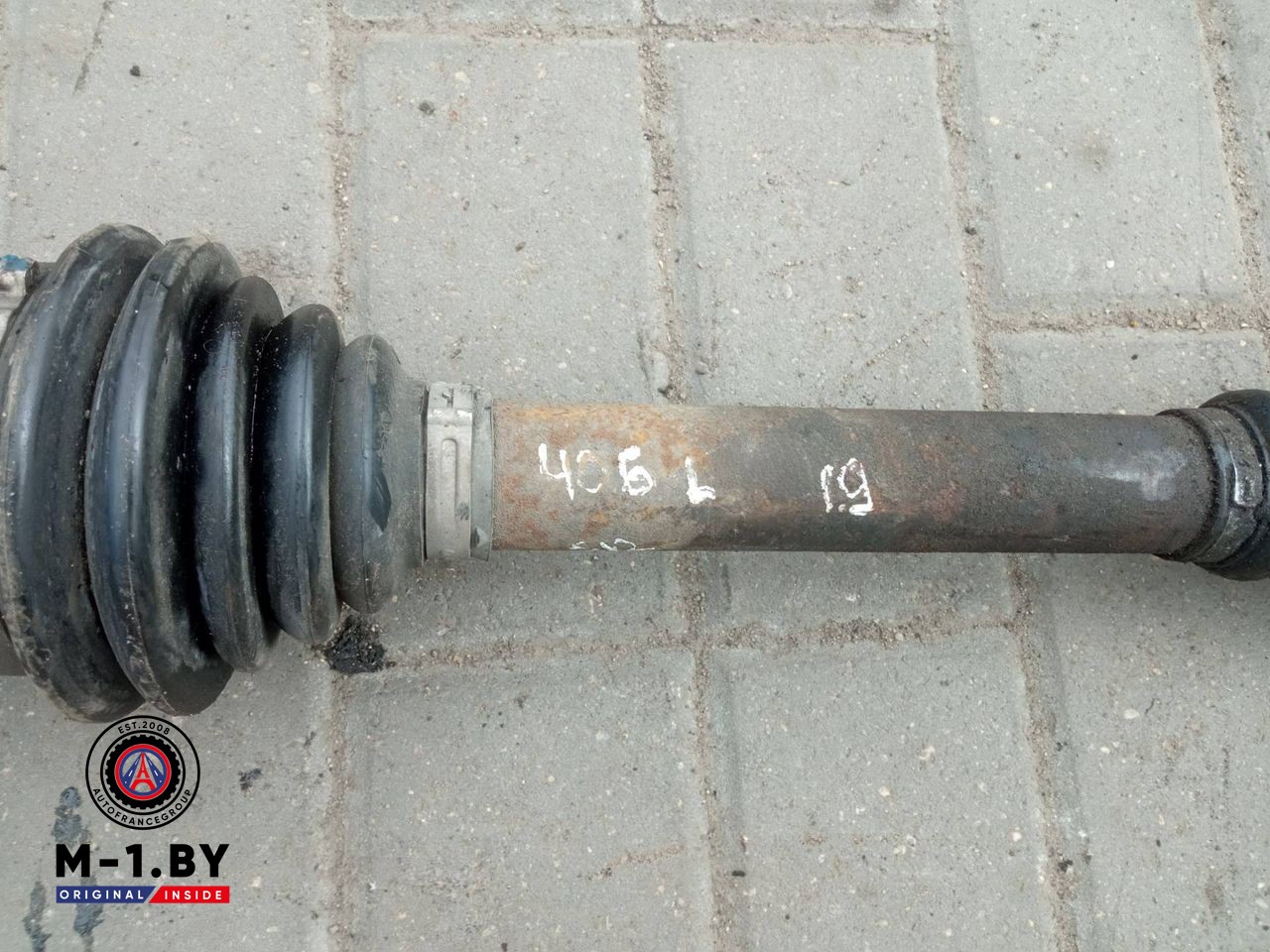 полуось передняя левая (приводной вал, ШРУС) Peugeot 406 1 поколение (1995 - 1999), 1.9 л., дизель