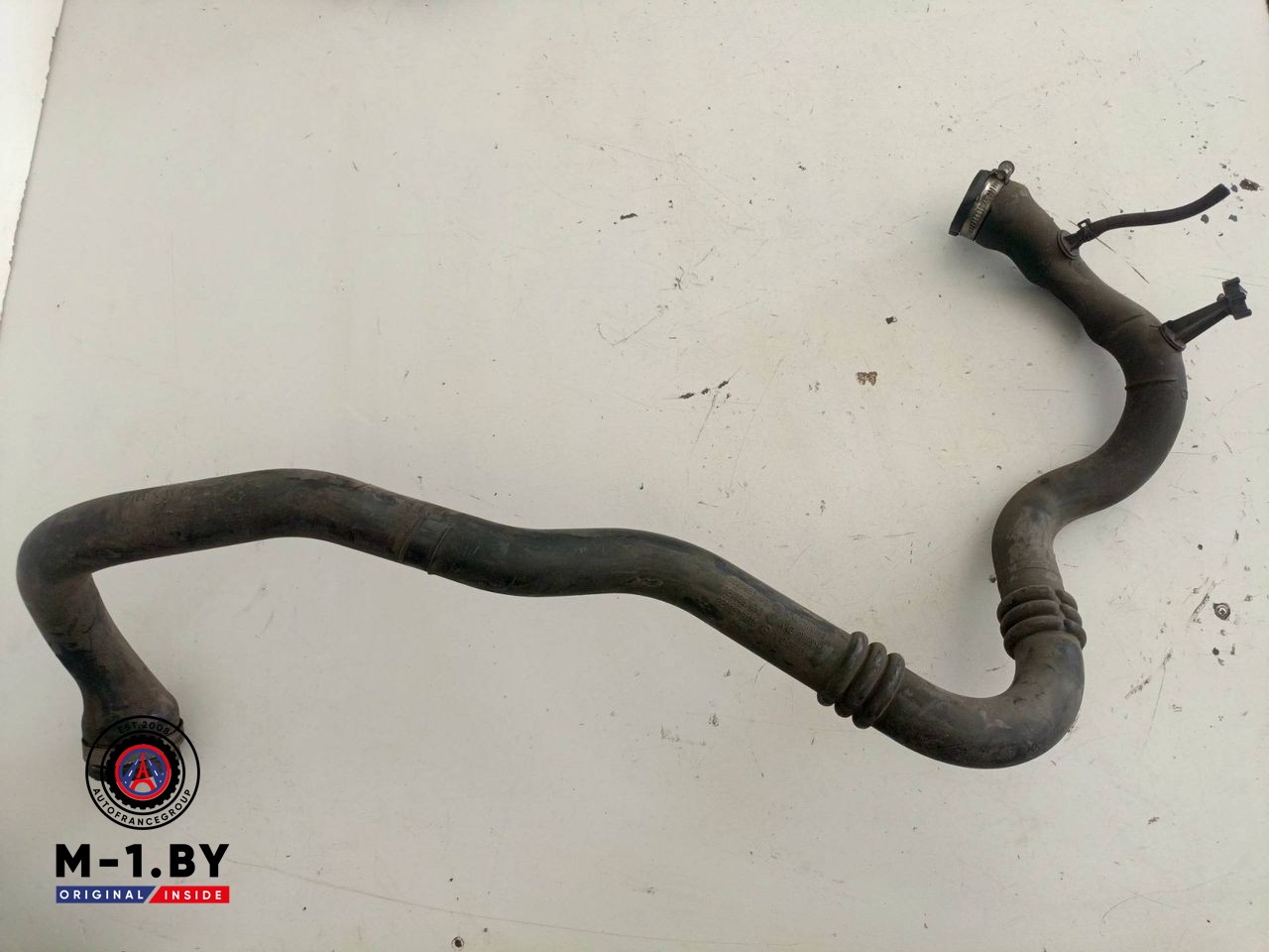 патрубок интеркулера Renault Logan 1 поколение (2004 - 2009), 1.5 л., дизель, 8200889766