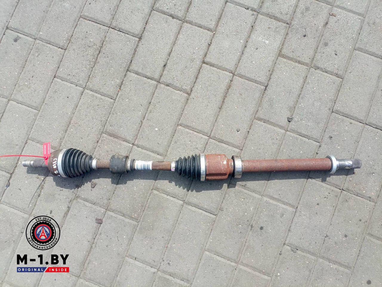 полуось передняя правая (приводной вал, ШРУС) Renault Clio 5 поколение [рестайлинг] (2023 - 2026), 1.0 л., бензин, 391001267R
