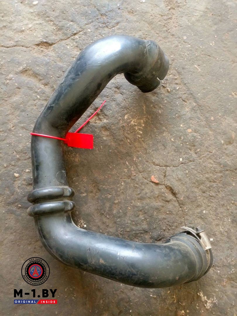 патрубок интеркулера Renault Kangoo 1 поколение (1997 - 2003), 1.9 л., дизель, 8200162586