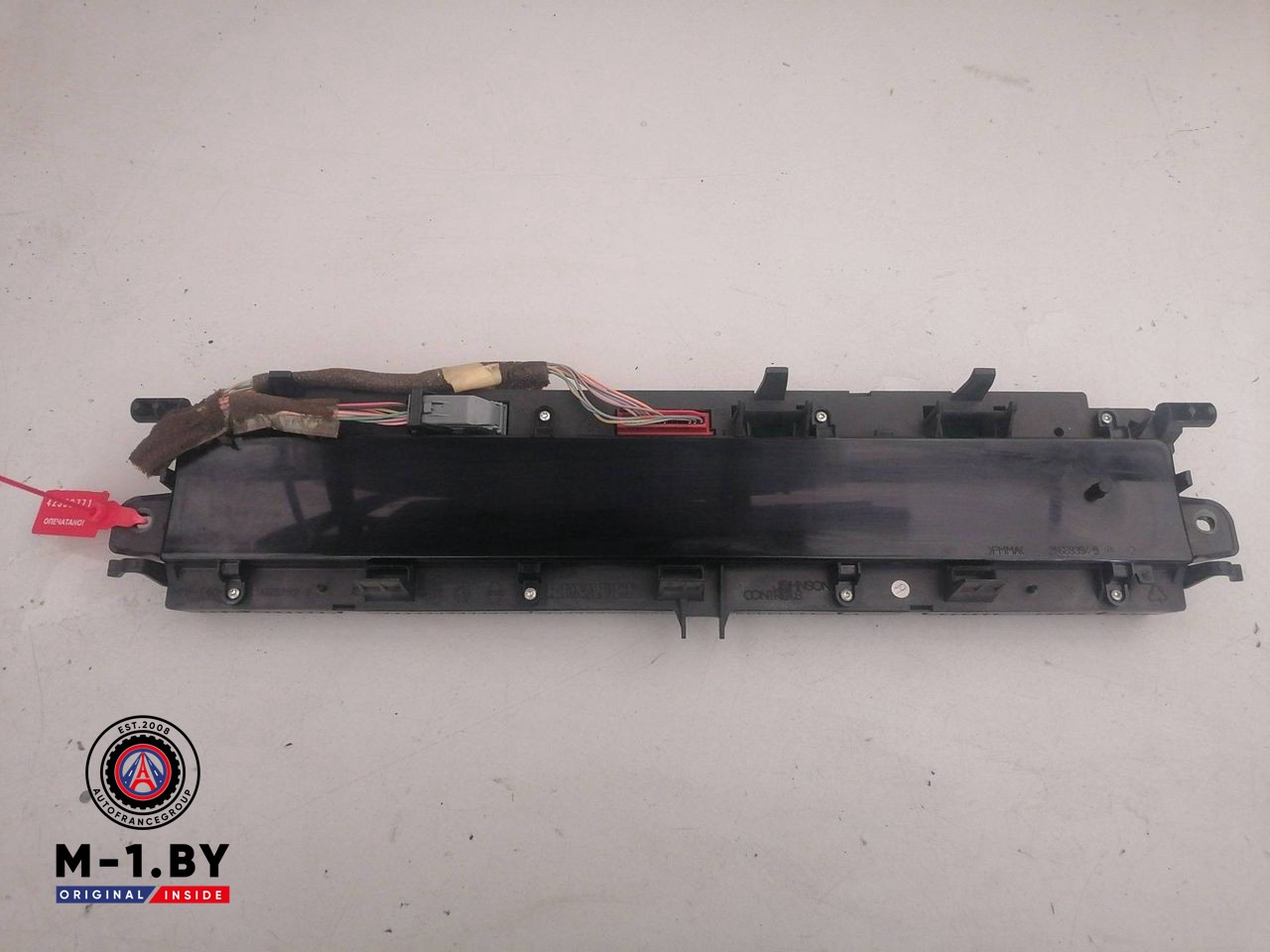 щиток приборов (приборная панель) Renault Scenic 2 поколение (2003 - 2006), 8200704463A