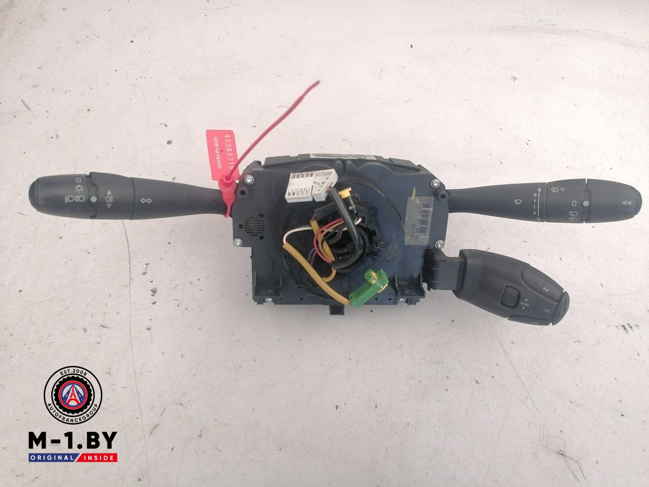 переключатель подрулевой (стрекоза) Peugeot 207 1 поколение (2006 - 2009), 96630732XT