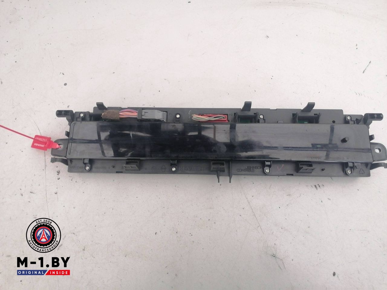 щиток приборов (приборная панель) Renault Scenic 2 поколение (2003 - 2006), 8200704463A