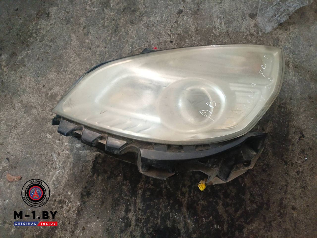фара левая Renault Scenic 2 поколение [рестайлинг] (2006 - 2010)
