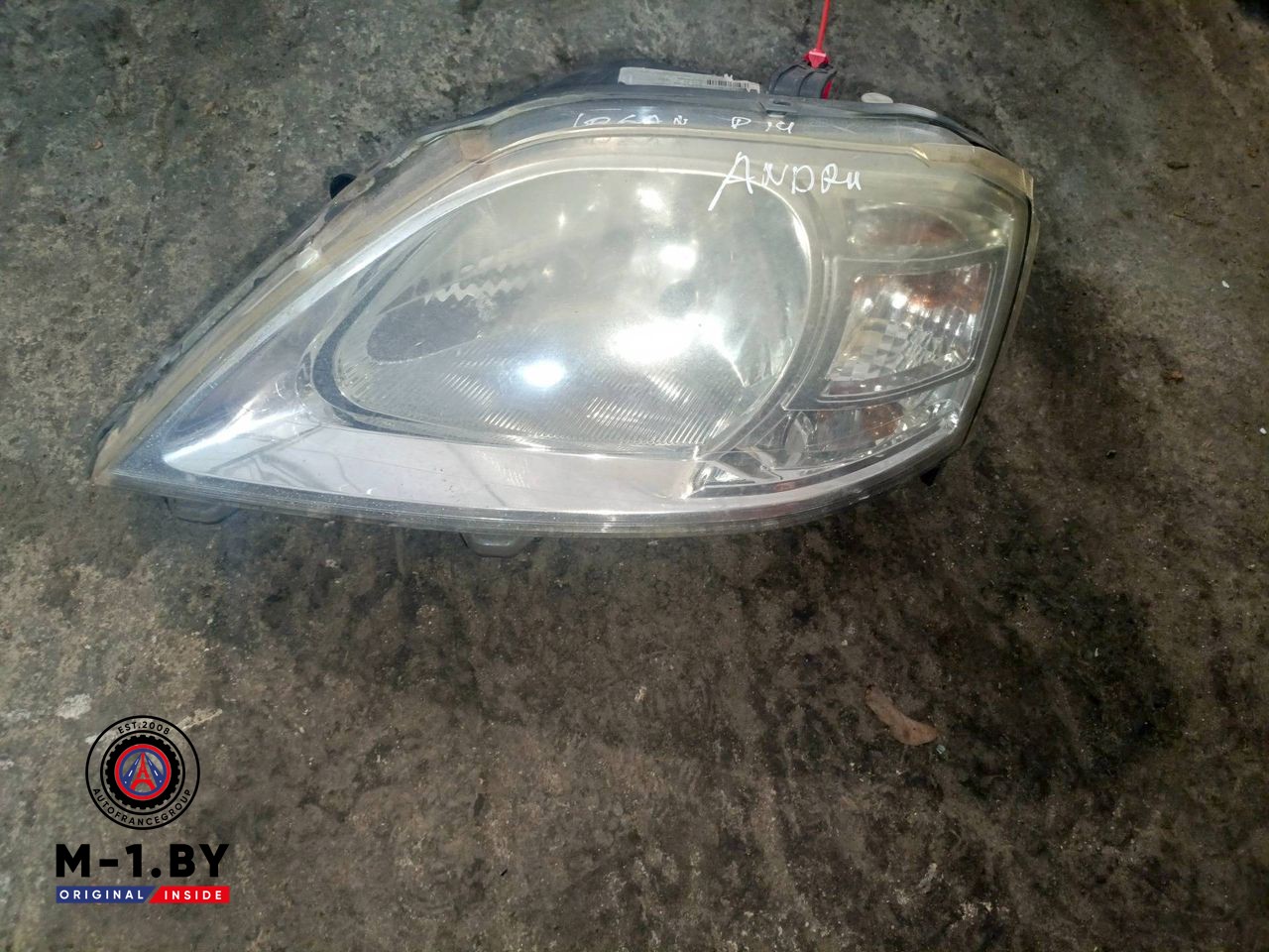 фара левая Renault Logan 1 поколение (2004 - 2009), 8200744753