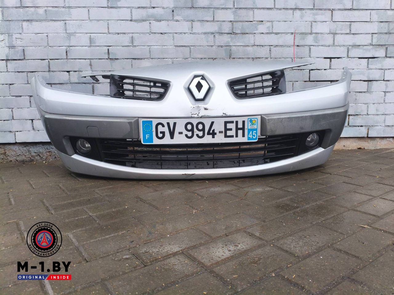 бампер передний Renault Megane 2 поколение [рестайлинг] (2006 - 2012), 8200484322