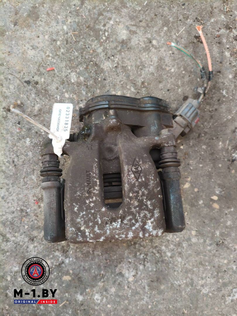суппорт задний левый Renault Scenic 3 поколение (2009 - 2012)