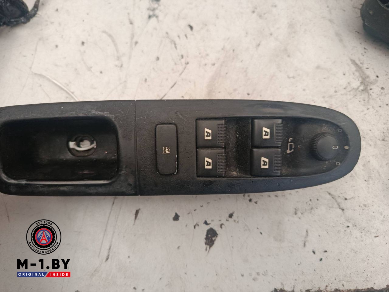 блок управления стеклоподъемниками Peugeot 607 1 поколение (2000 - 2004), 9658915877