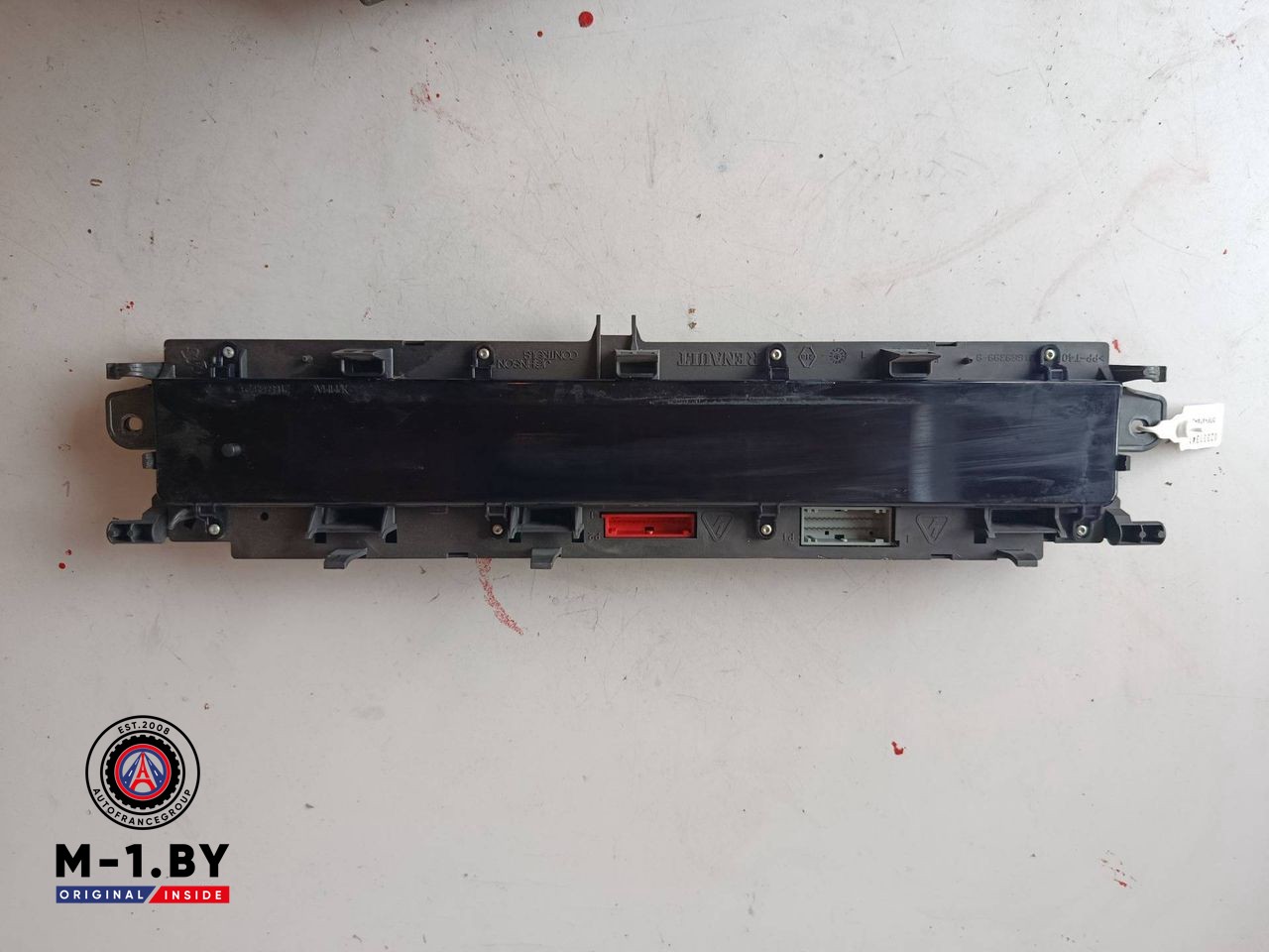 щиток приборов (приборная панель) Renault Scenic 2 поколение (2003 - 2006), P8200494955A
