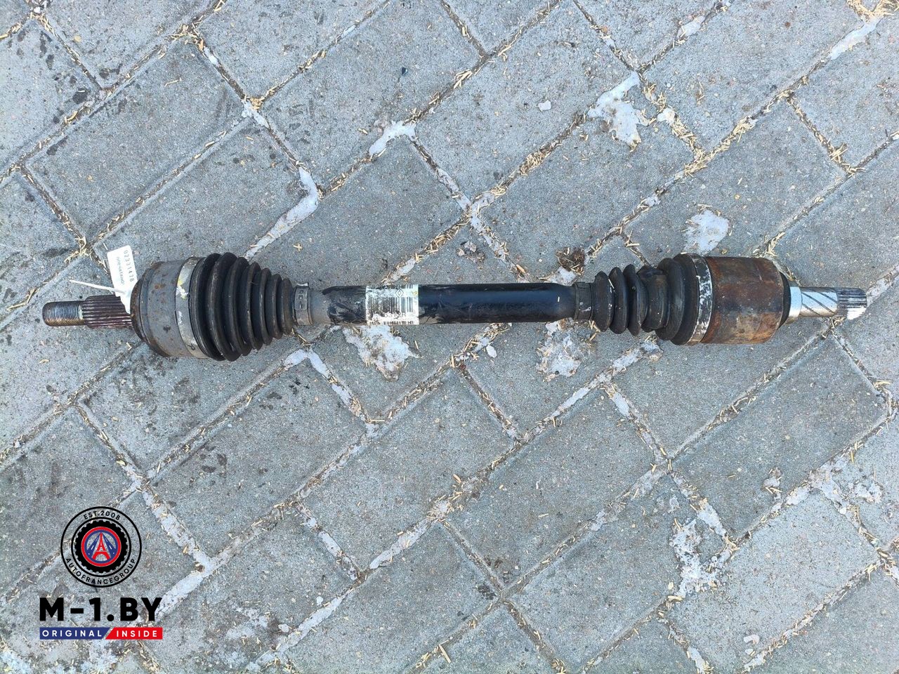 полуось передняя левая (приводной вал, ШРУС) Renault Laguna 3 поколение (2007 - 2012), 1.5 л., дизель, 391016312R