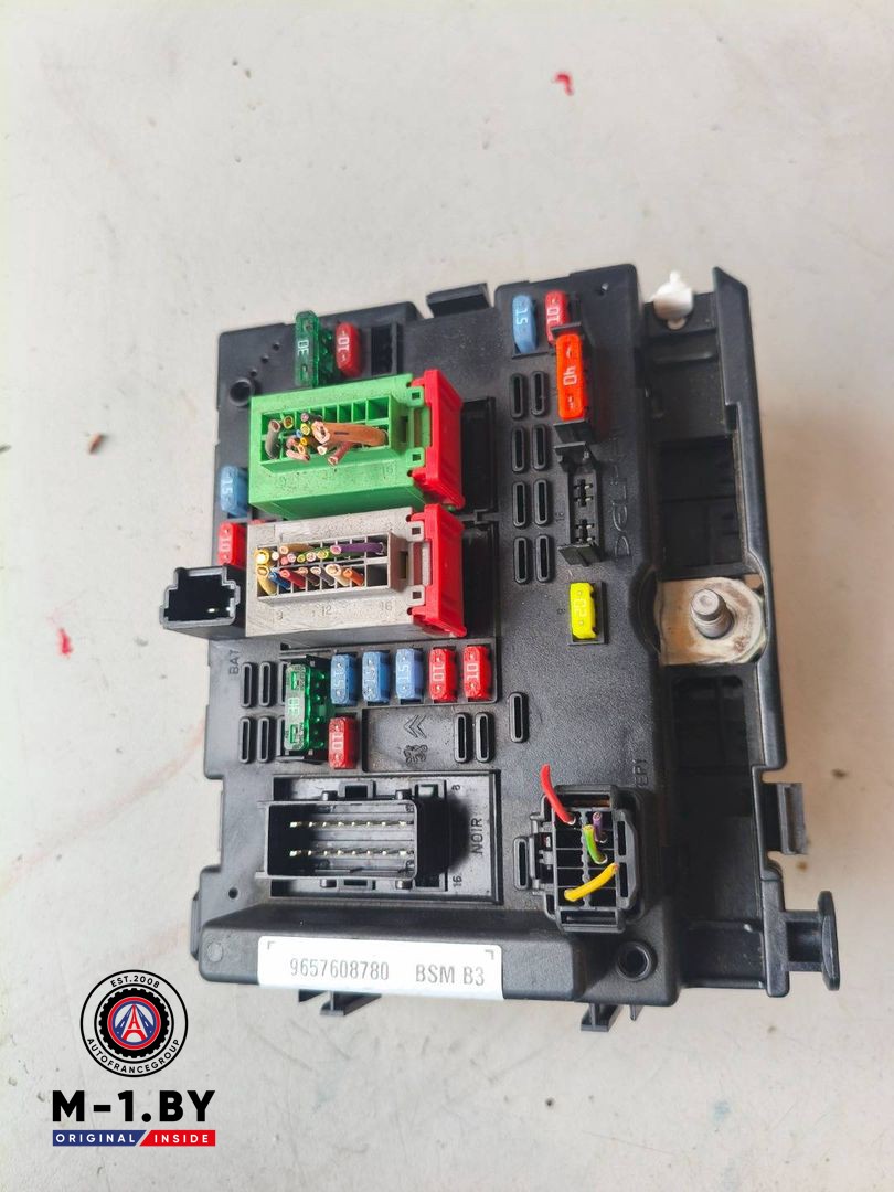 блок предохранителей Citroen C5 1 поколение (2000 - 2004), BSMB3, 9657608780