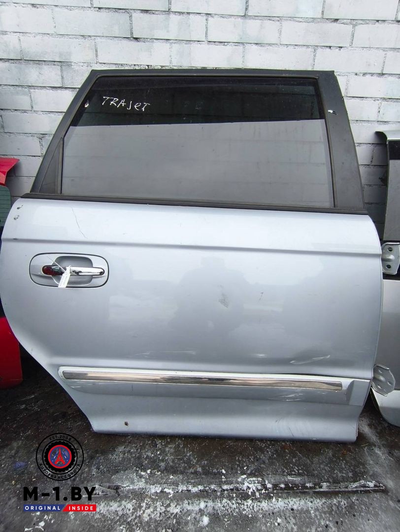 дверь задняя правая Hyundai Trajet 1 поколение [рестайлинг] (2004 - 2007)