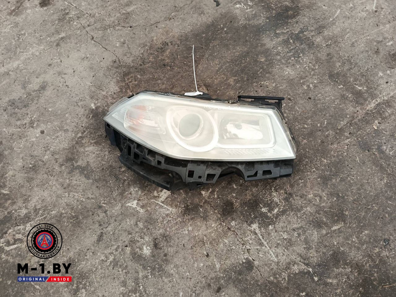 фара правая Renault Megane 2 поколение [рестайлинг] (2006 - 2012), 8200412742