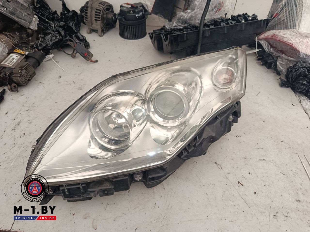 фара левая Renault Laguna 3 поколение 2008, 260600033R