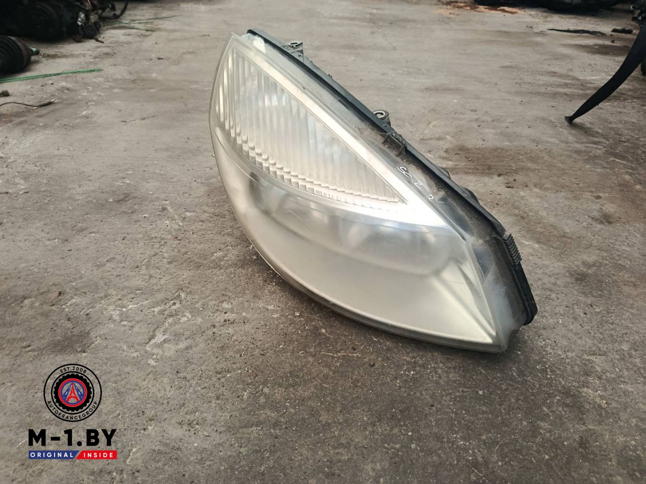 фара правая Renault Scenic 2 поколение (2003 - 2006), 15810400RE