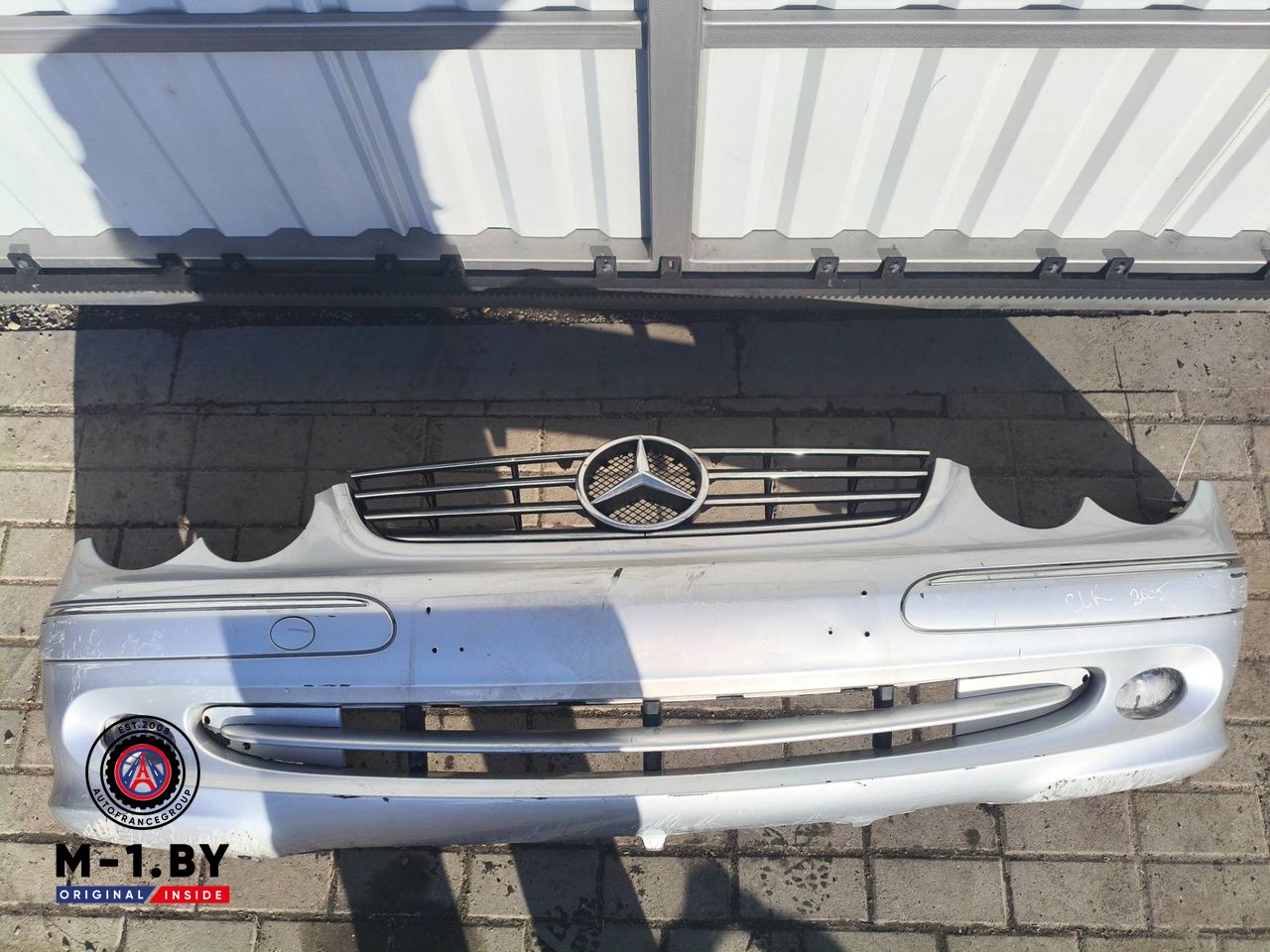 бампер передний Mercedes-Benz CLK-Класс C209/A209 [рестайлинг] 2005, A2098850025