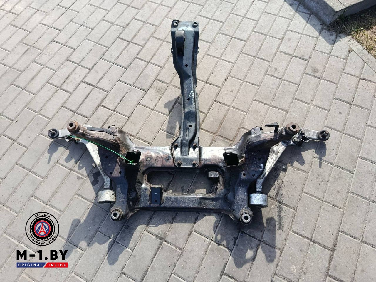 балка подвески передняя (подрамник) Nissan X-Trail T30 [рестайлинг] (2004 - 2007), 2.2 л., дизель