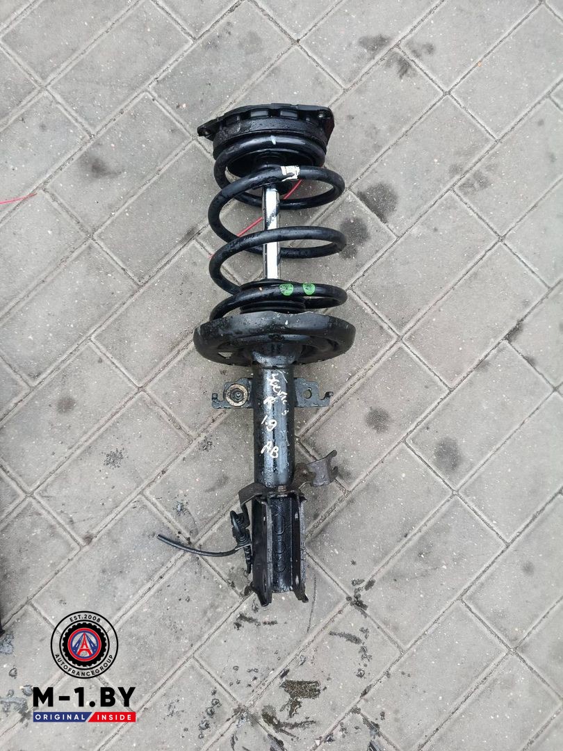 стойка передняя правая Renault Scenic 3 поколение (2009 - 2012), 1.9 л., дизель