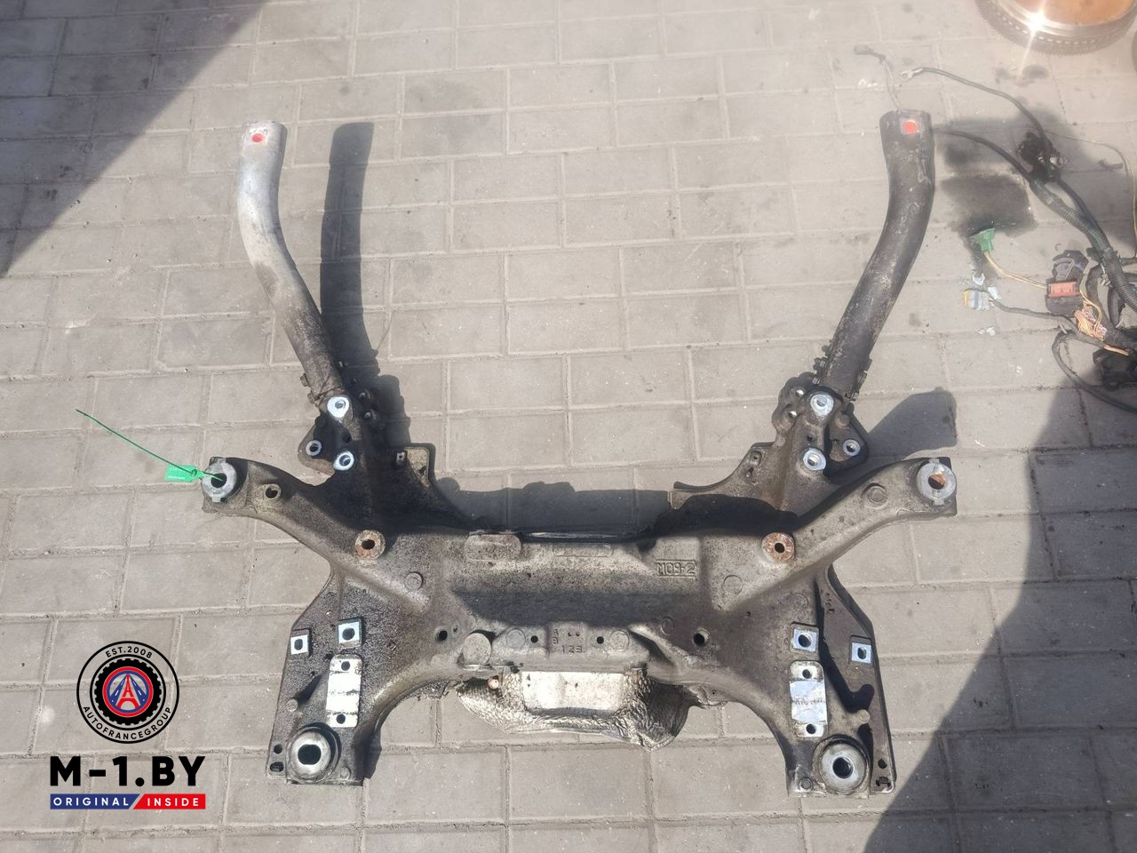 балка подвески передняя (подрамник) Citroen C5 2 поколение (2008 - 2017), 3.0 л., дизель, АКПП