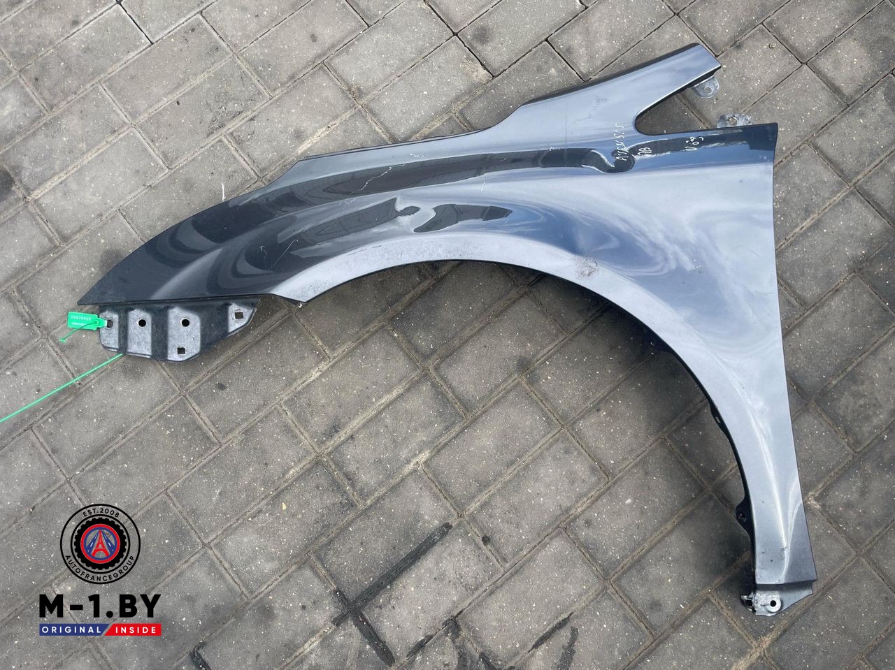 крыло переднее левое Toyota Avensis 3 поколение (T270) (2008 - 2011)