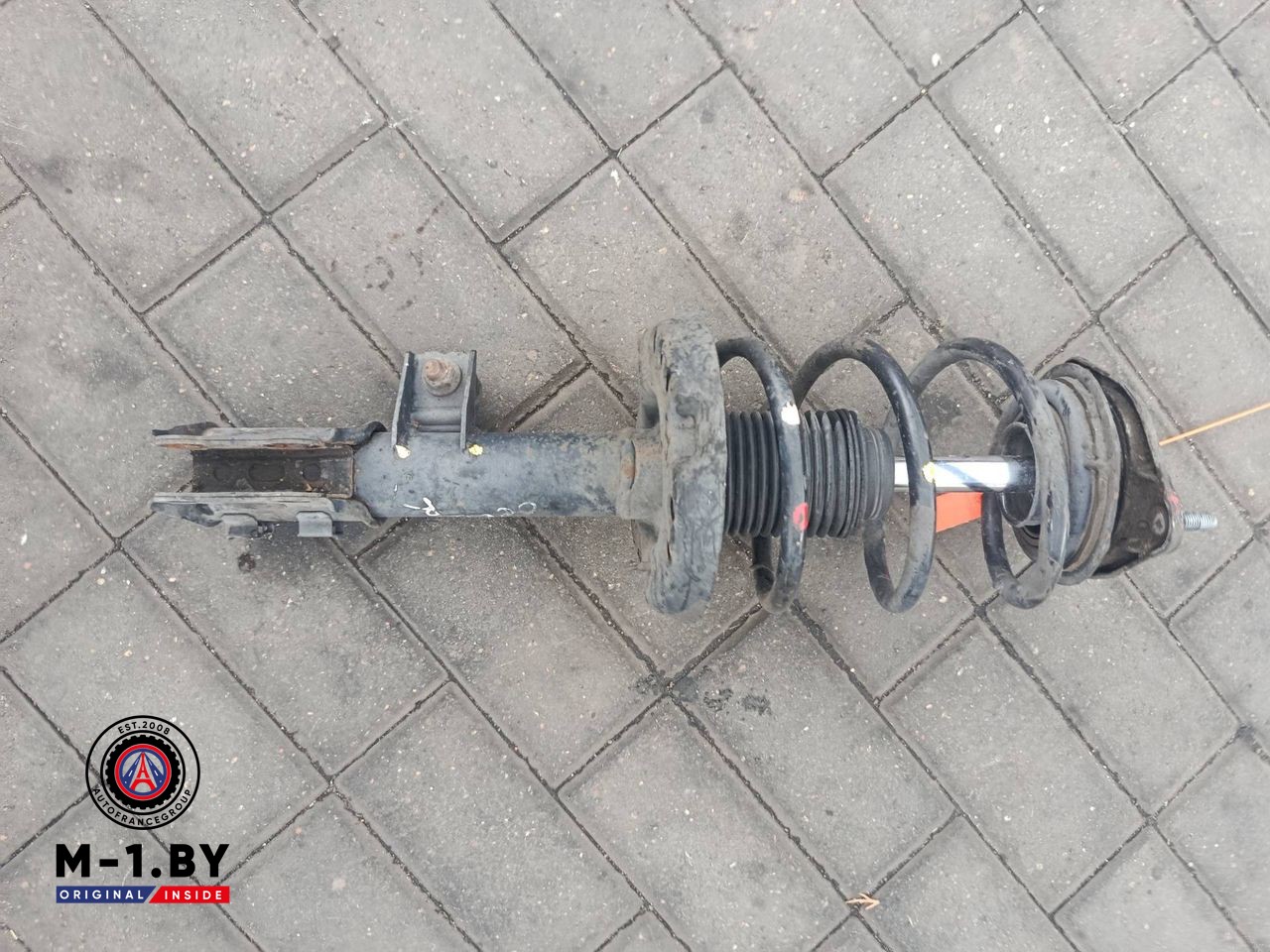 стойка передняя правая Kia Ceed 1 поколение (2007 - 2010), 1.6 л., дизель