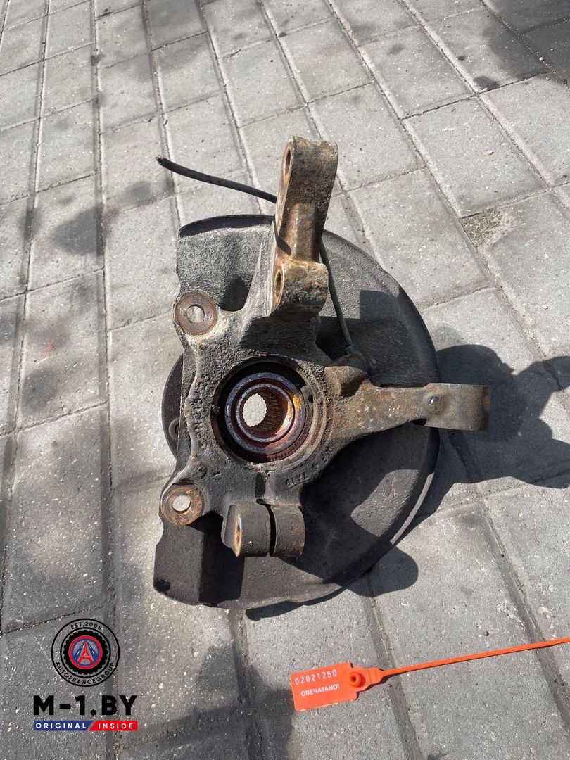 ступица передняя правая Dodge Caliber 1 поколение (2006 - 2012), 2.0 л., дизель