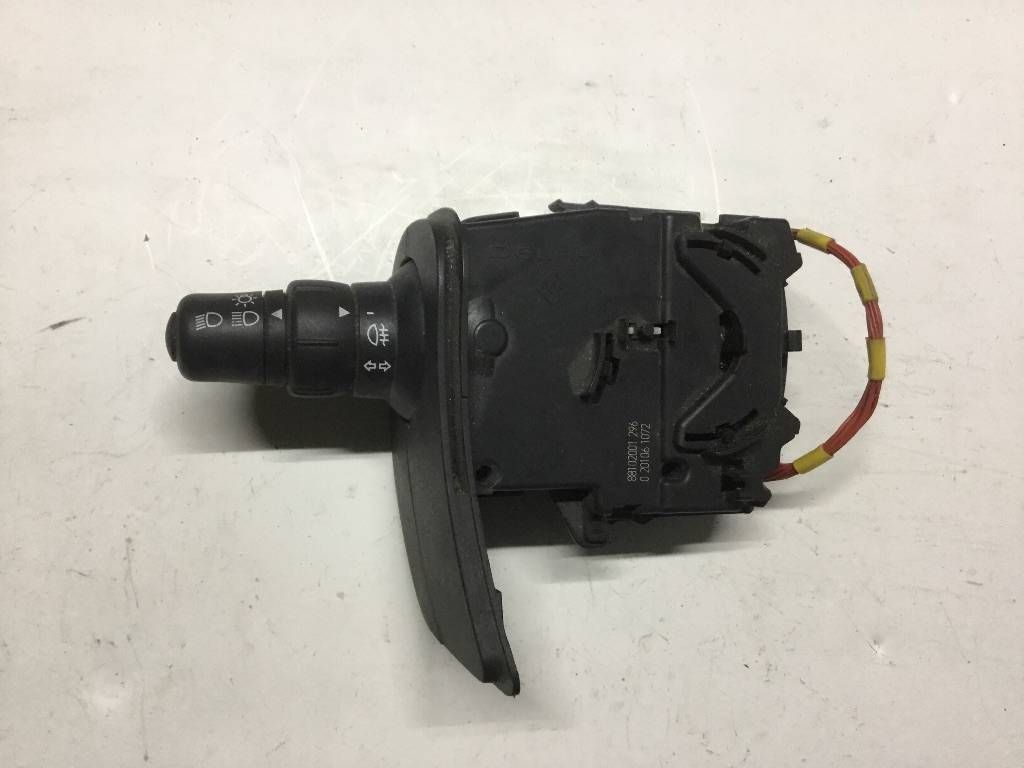 переключатель света Renault Clio 3 поколение 2006, 88102001296