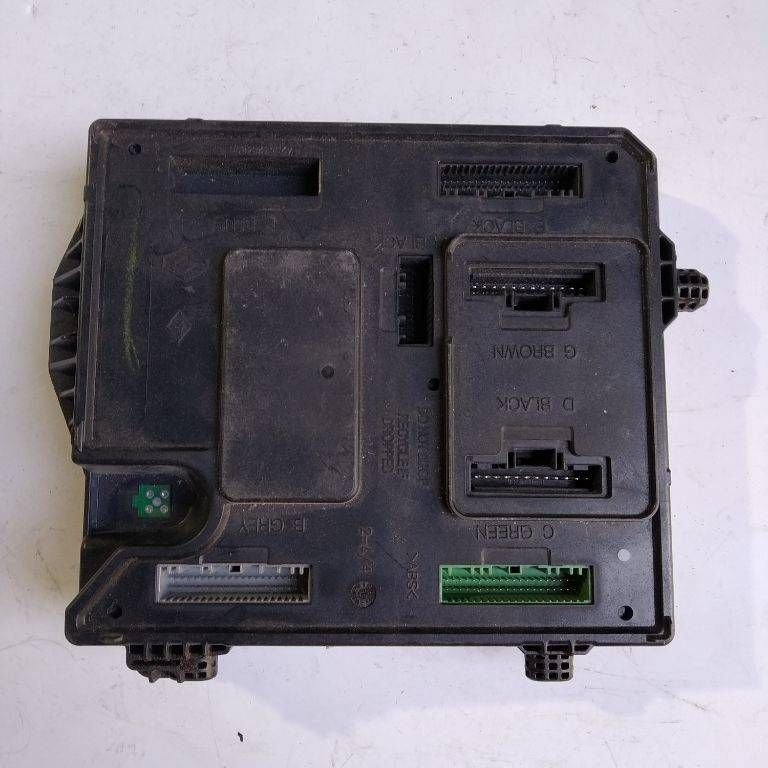 блок комфорта Renault Megane 3 поколение 2010, 284B15986R