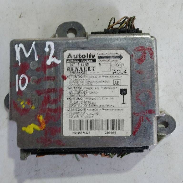 блок AirBag Renault Megane 2 поколение [рестайлинг] 2008, 8200682381