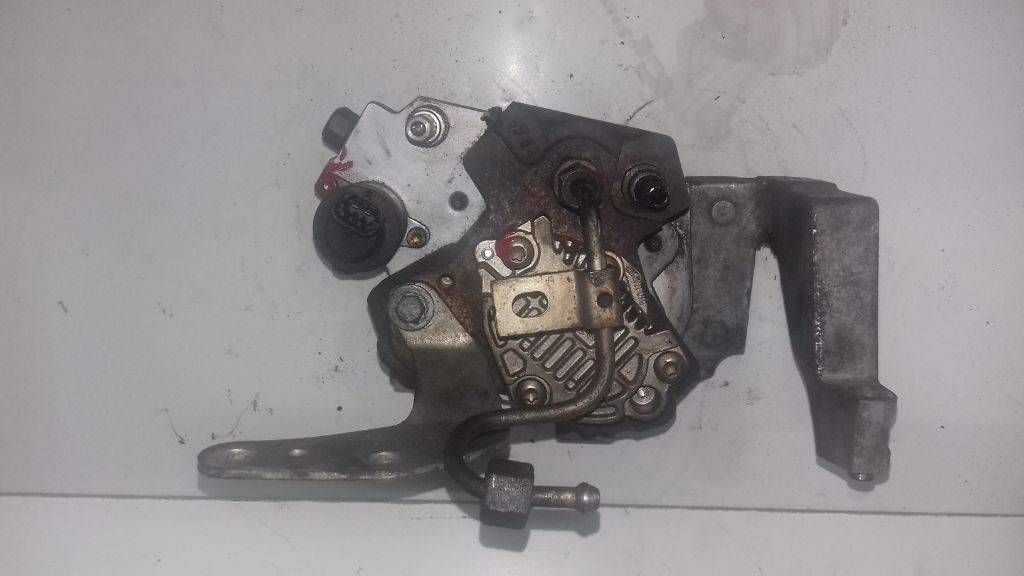 ТНВД Peugeot 407 1 поколение 2005, 1.6 л., дизель, 0445010089