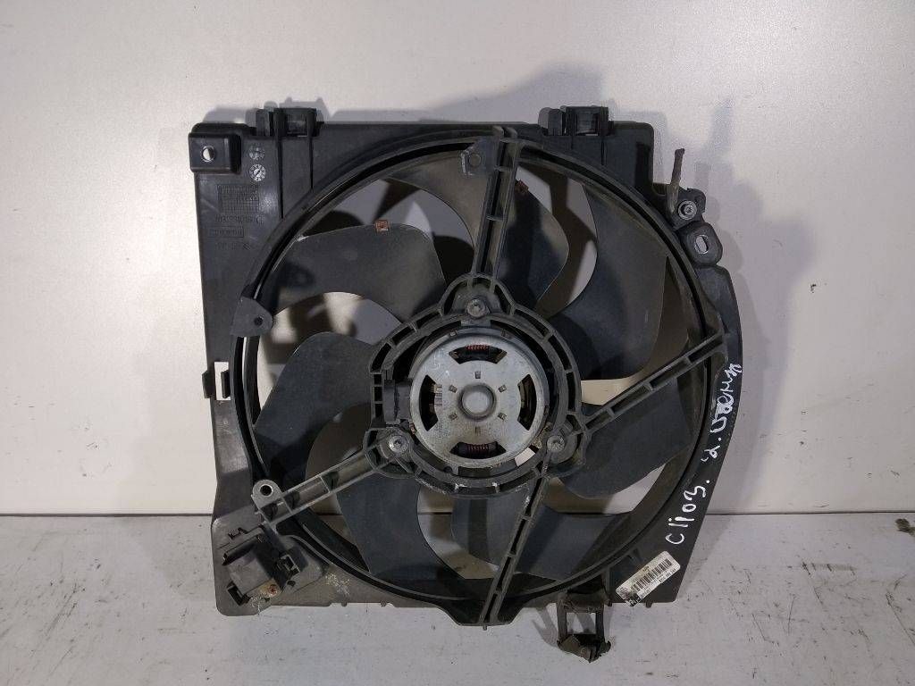 вентилятор радиатора Renault Clio 3 поколение 2007, 2.0 л., бензин, 8200966249