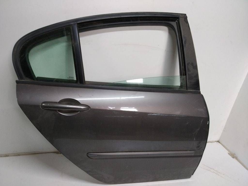 дверь задняя правая Renault Laguna 3 поколение 2008, хетчбэк 5 дв.