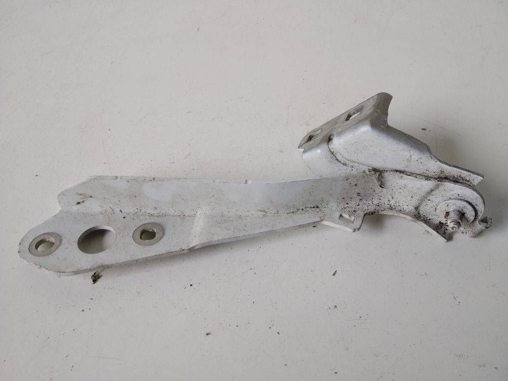 петля капота левая Renault Master 3 поколение 2011, 654010006R