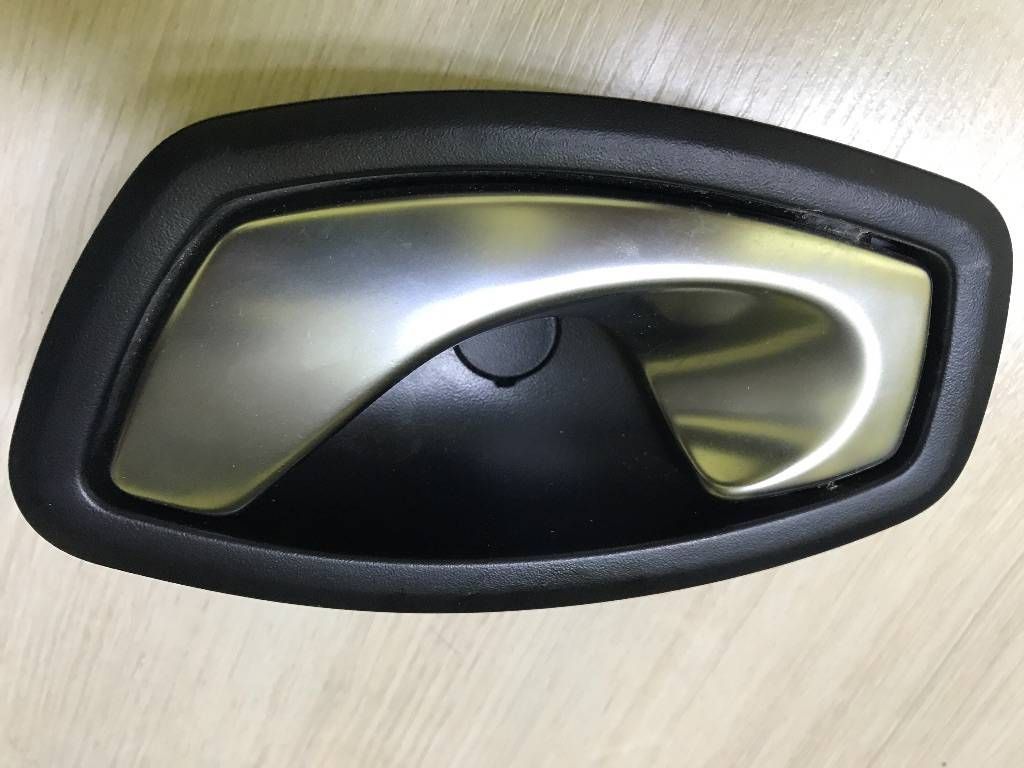 ручка внутренняя передняя левая Renault Megane 3 поколение 2014, 826730001R