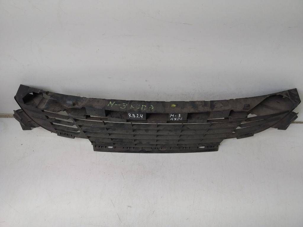 заглушка (решетка) в бампер Renault Megane 3 поколение 2009, купе, 62254002R