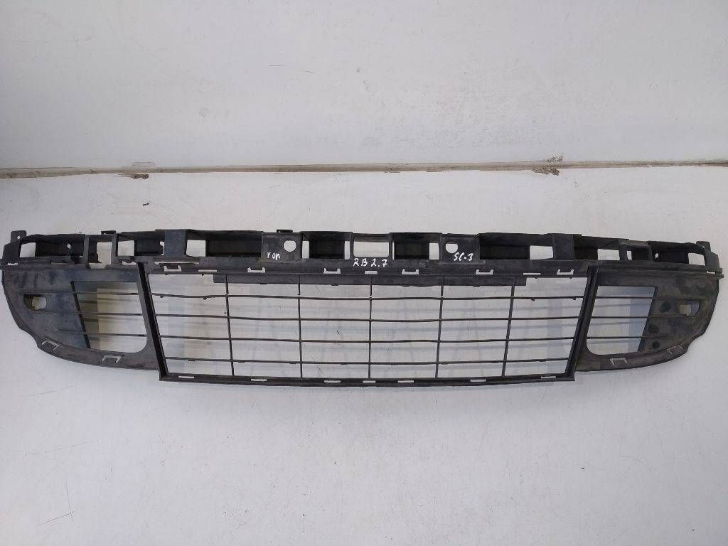 заглушка (решетка) в бампер Renault Scenic 3 поколение 2009, 622545401R