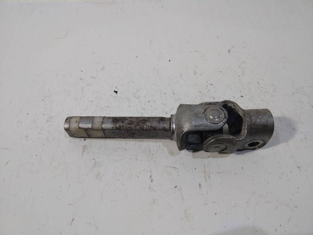 рулевой карданчик Ford Fusion 1 поколение 2003