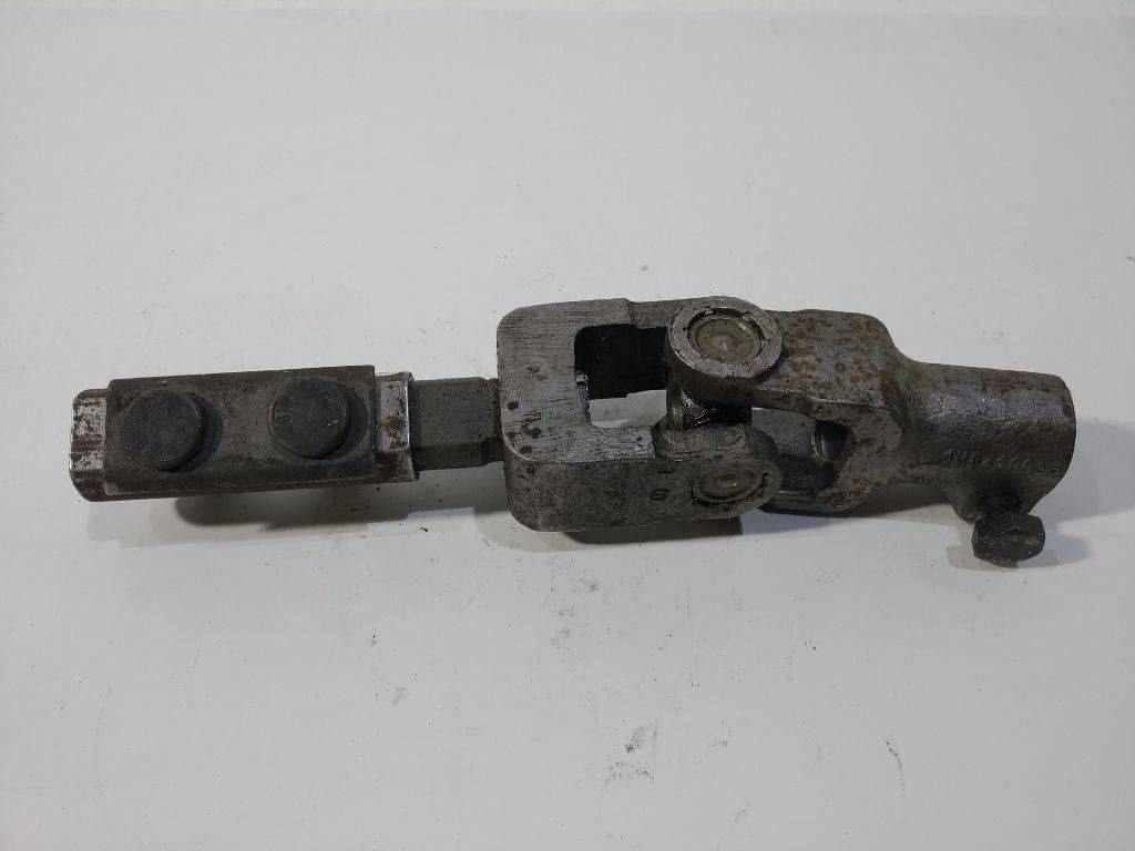 рулевой карданчик Volkswagen Golf 3 поколение 1997, 1H0419955