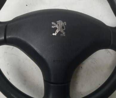 подушка безопасности водителя Peugeot 308 T7 2010
