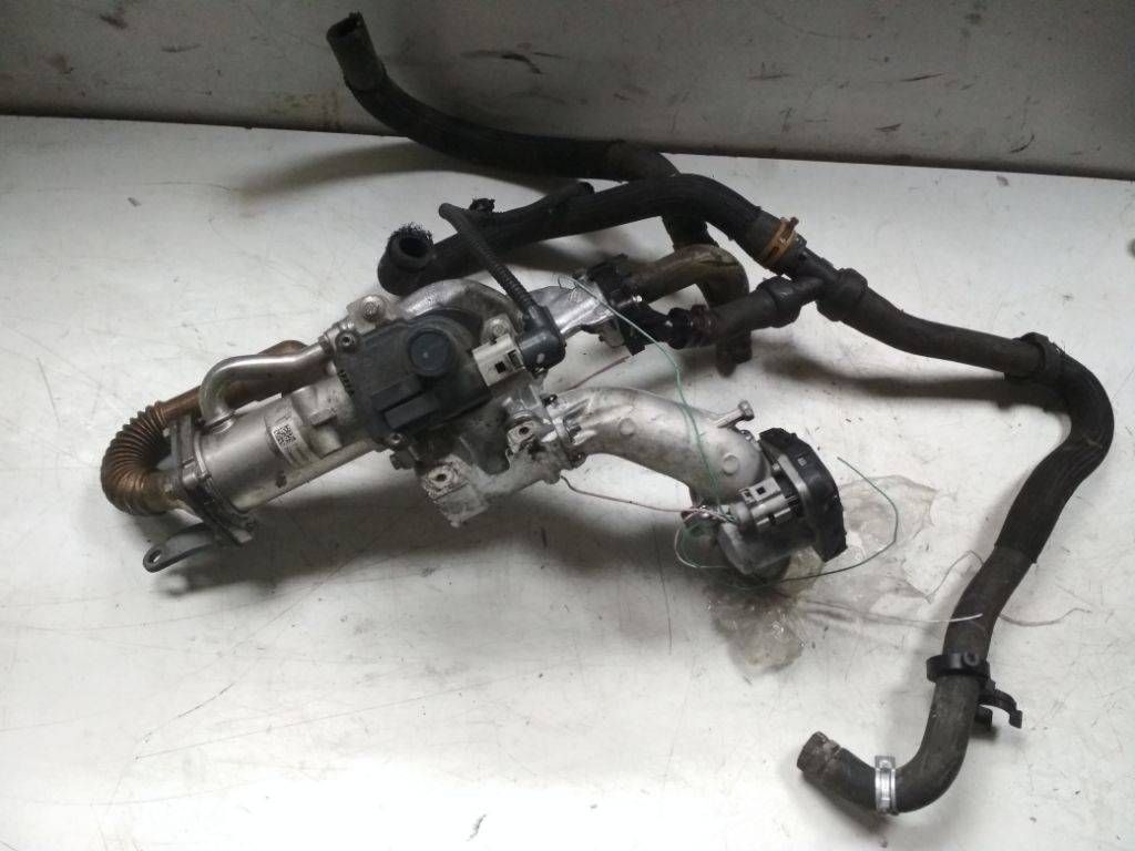 охладитель EGR / Радиатор EGR Renault Scenic 2 поколение 2006, 1.5 л., дизель, 8200729079