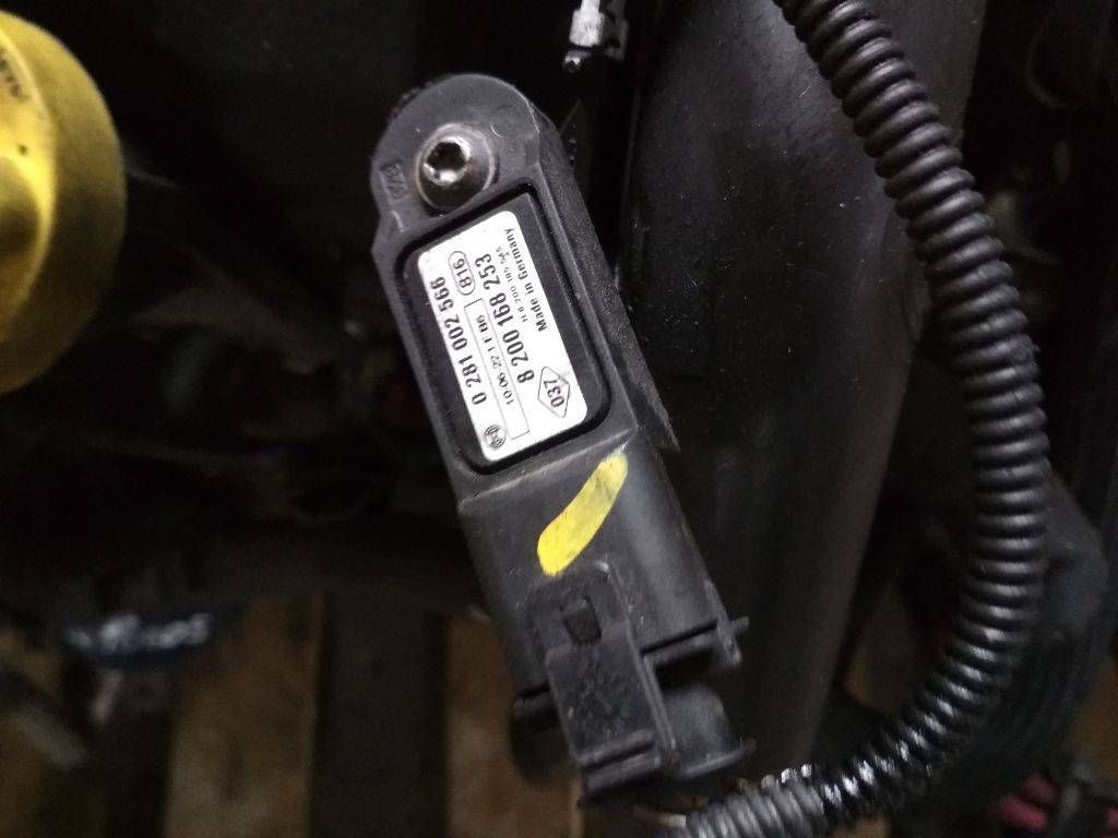 датчик абсолютного давления Renault Megane 3 поколение 2010, 1.5 л., дизель, МКПП, 8200168253
