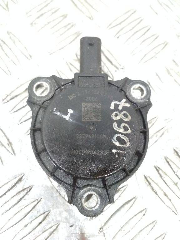Клапан фазорегулятора Mercedes-Benz CLA-Класс C117 2015, 1.6 л., бензин, АКПП, A2761560790
